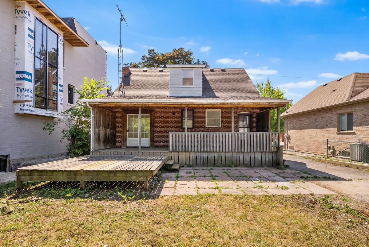 132 Homewood Avenue 132 Homewood Avenue Toronto C07