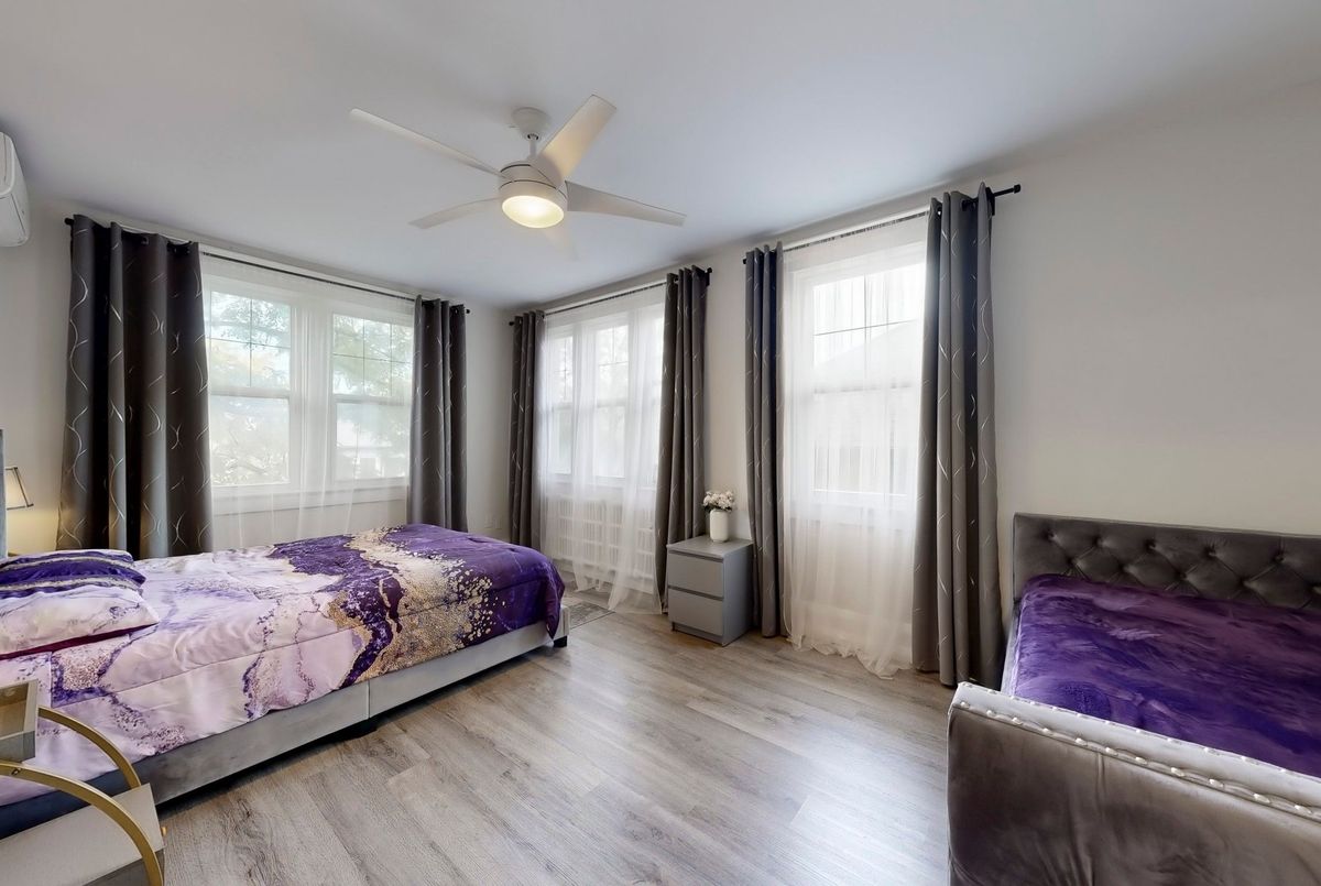 Building 1 Unit 5-9 Humewood Court Building 1 Unit 5-9 Humewood Court Toronto C03