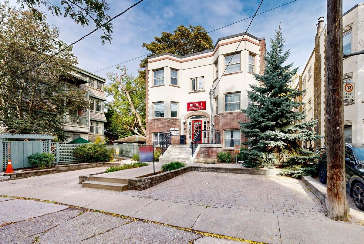 Building 1 Unit 5-9 Humewood Court Building 1 Unit 5-9 Humewood Court Toronto C03