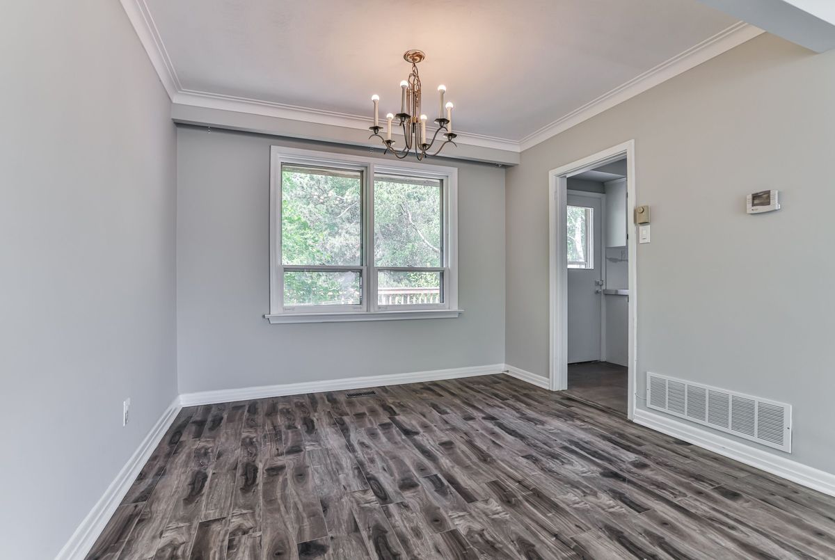 104 Maxome Avenue 104 Maxome Avenue Toronto C14