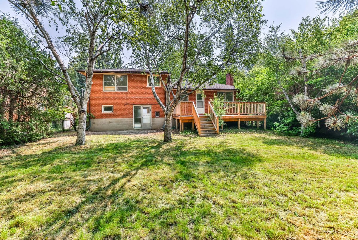 104 Maxome Avenue 104 Maxome Avenue Toronto C14
