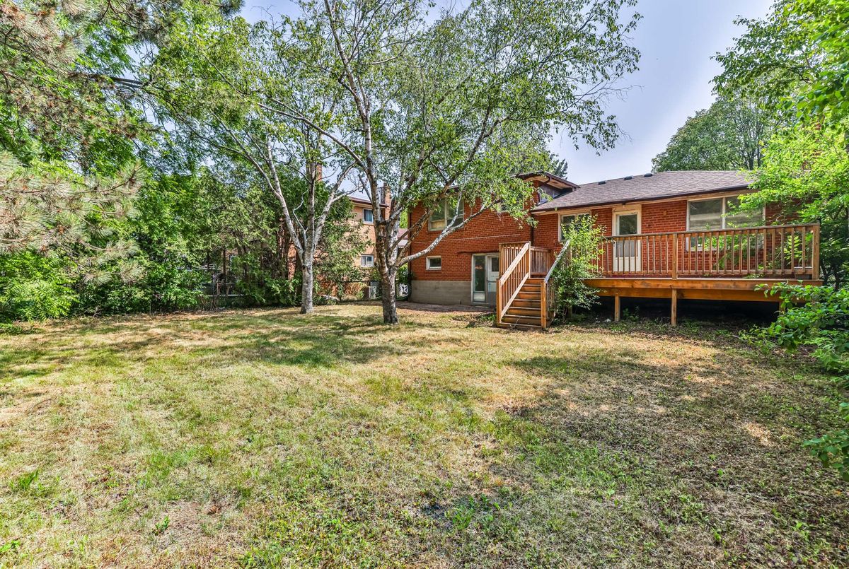 104 Maxome Avenue 104 Maxome Avenue Toronto C14