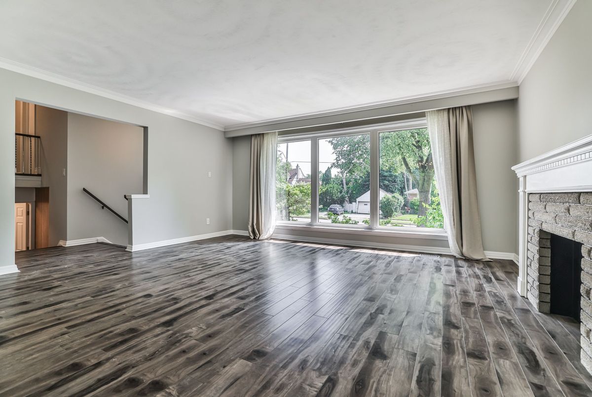 104 Maxome Avenue 104 Maxome Avenue Toronto C14