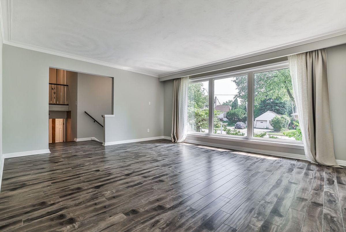104 Maxome Avenue 104 Maxome Avenue Toronto C14