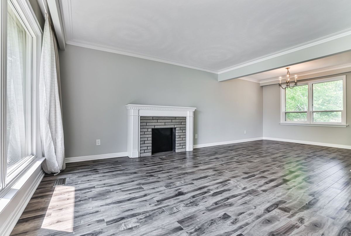104 Maxome Avenue 104 Maxome Avenue Toronto C14