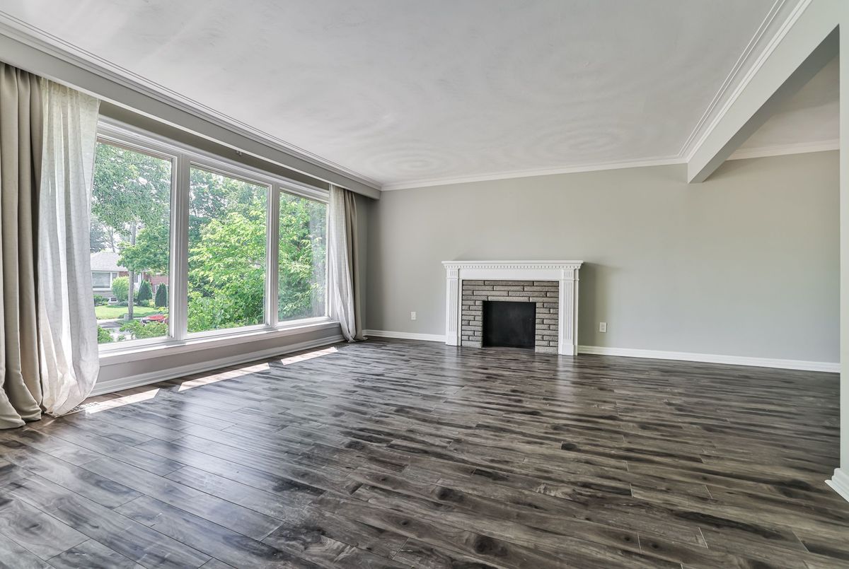 104 Maxome Avenue 104 Maxome Avenue Toronto C14