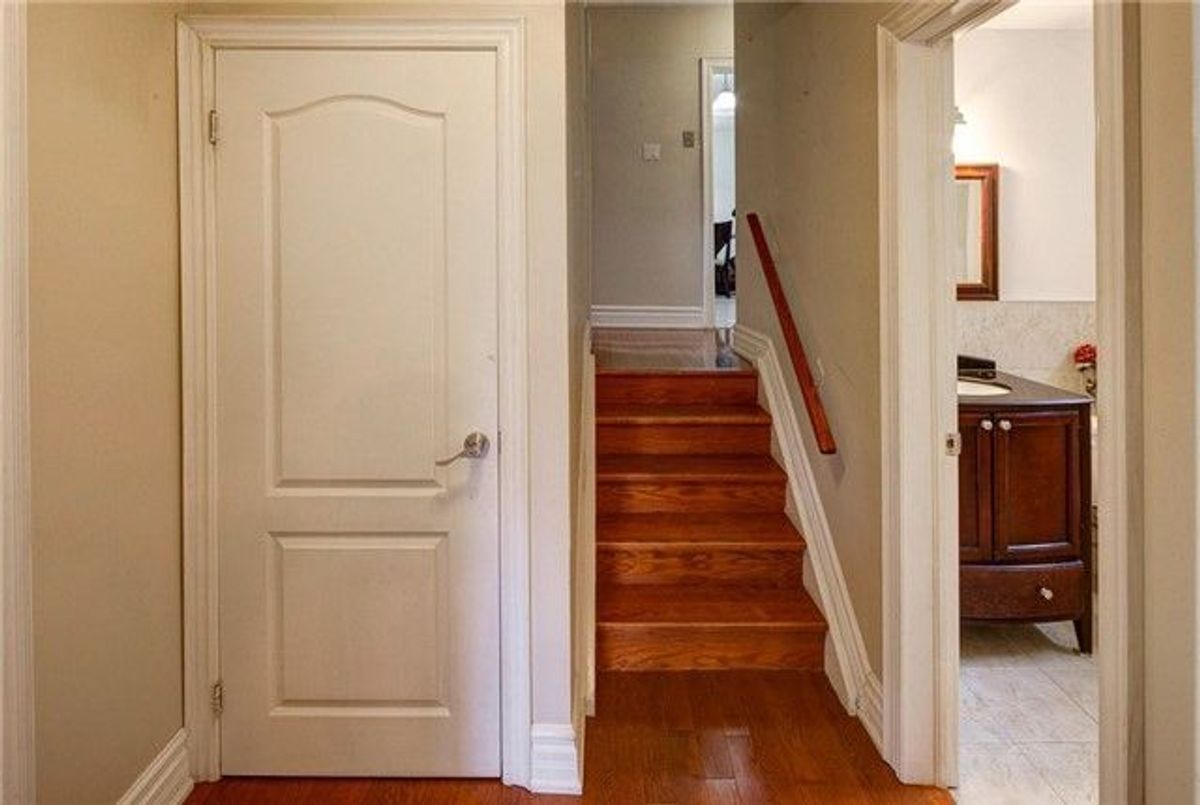 106 Maxome Avenue 106 Maxome Avenue Toronto C14