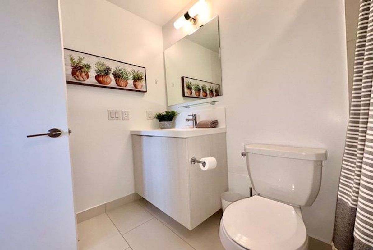 E610-34 Tubman Avenue E610-34 Tubman Avenue Toronto C08