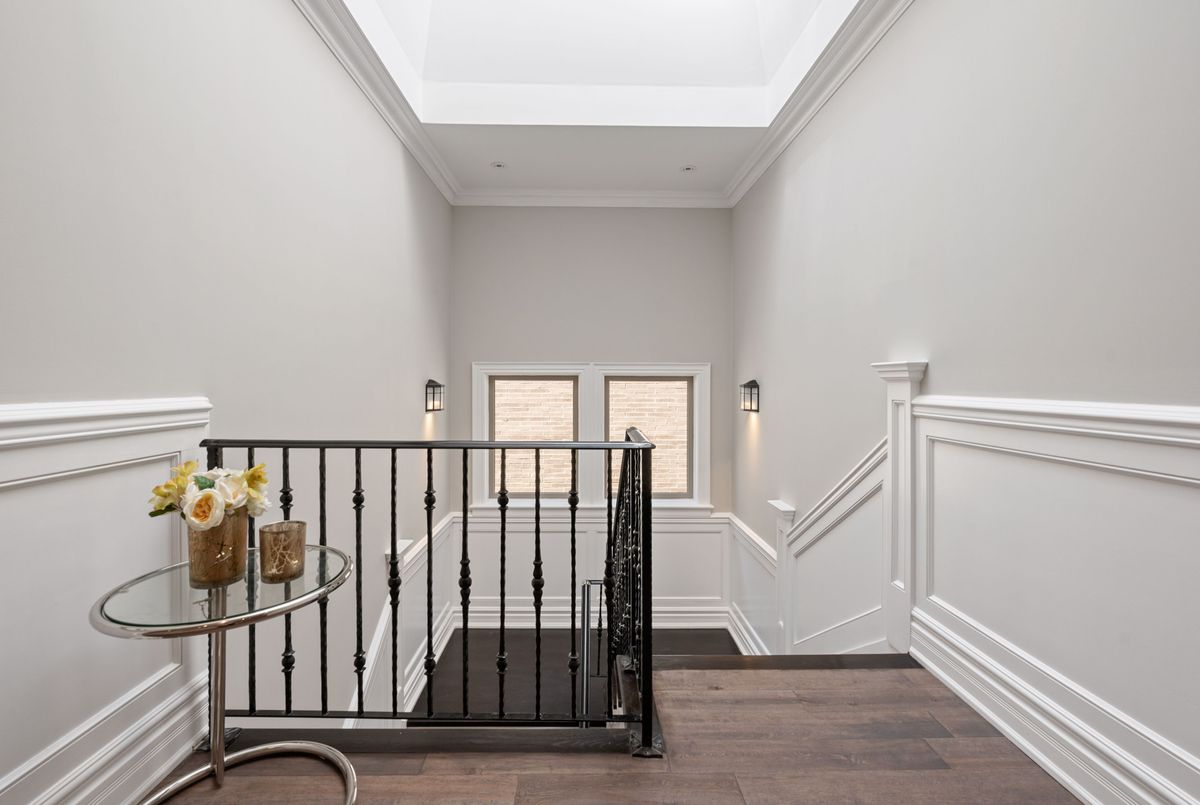 242 Parkview Avenue 242 Parkview Avenue Toronto C14