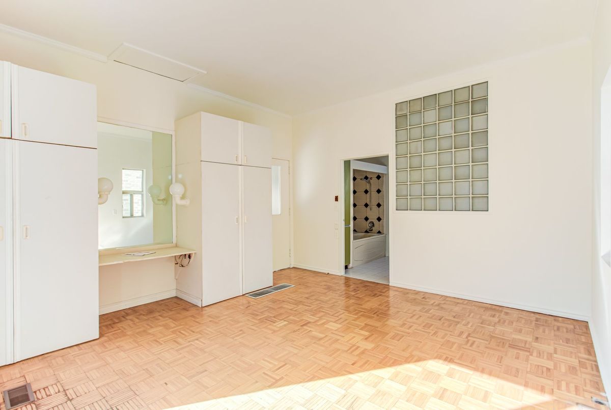 165 Florence Avenue 165 Florence Avenue Toronto C07