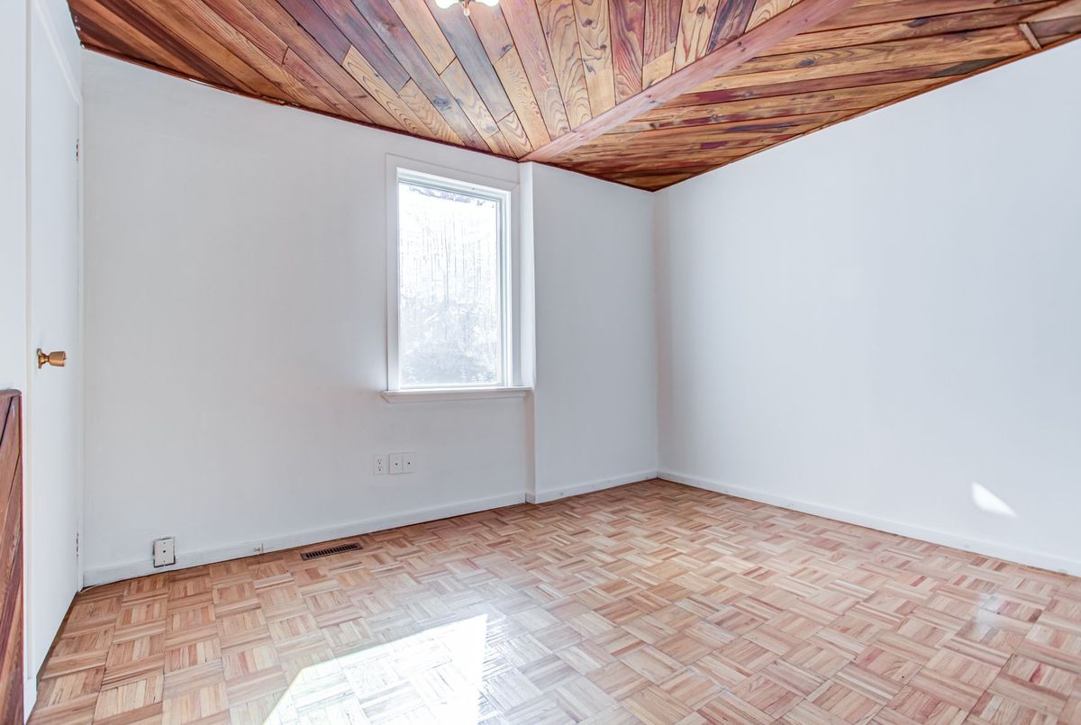 165 Florence Avenue 165 Florence Avenue Toronto C07