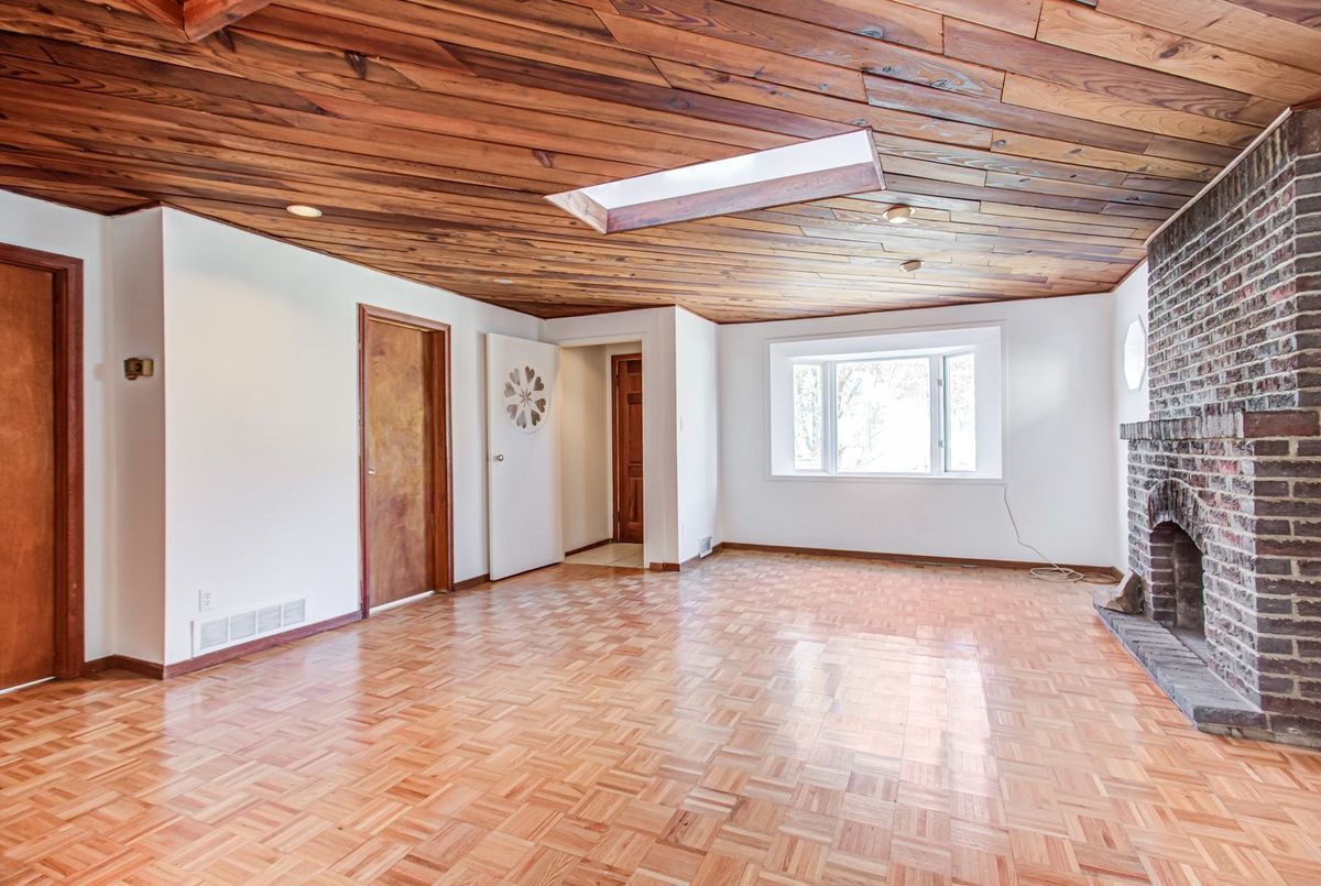 165 Florence Avenue 165 Florence Avenue Toronto C07