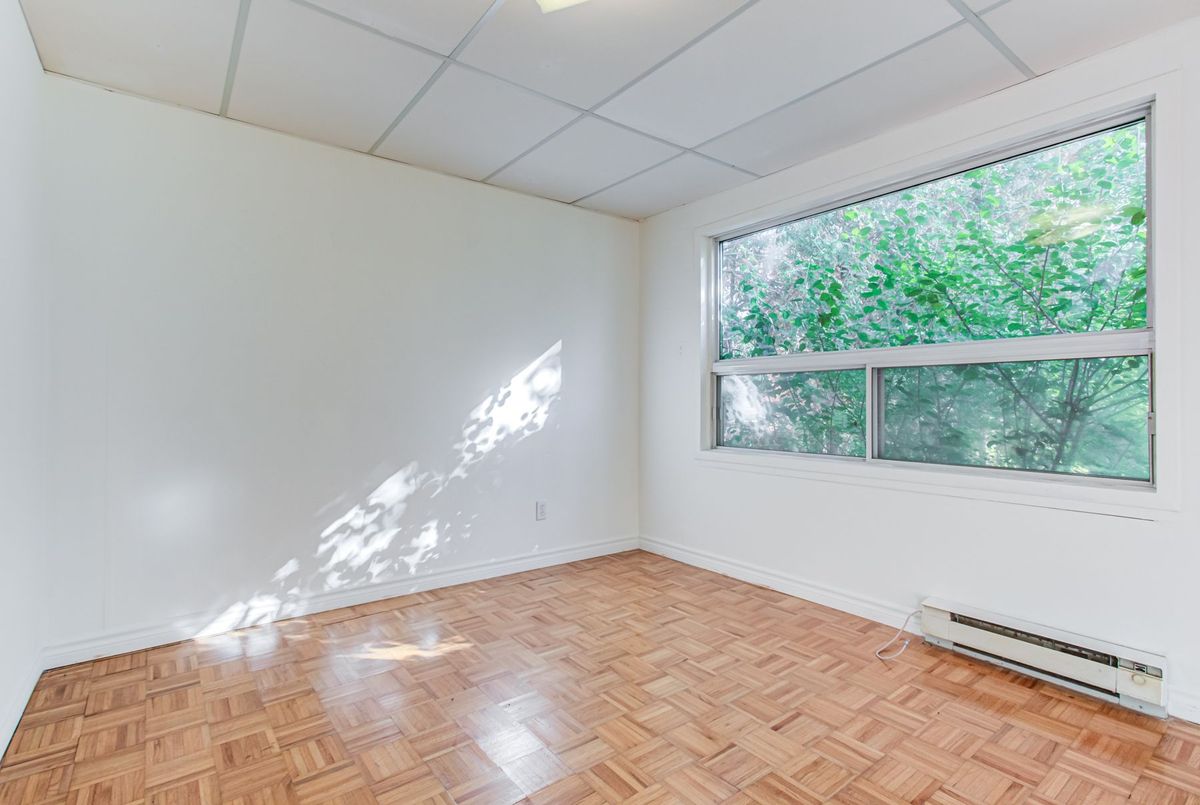 165 Florence Avenue 165 Florence Avenue Toronto C07