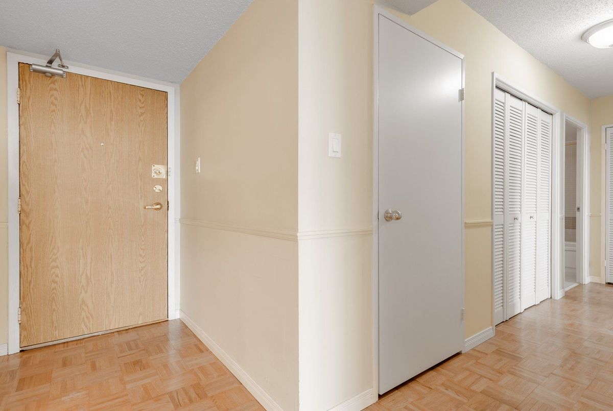 img-gallery