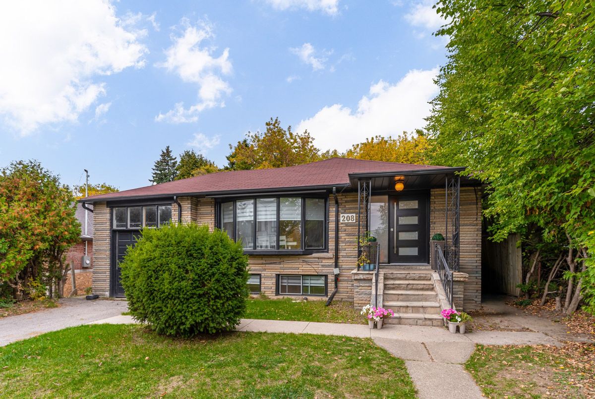 Upper-208 Betty Ann Drive Upper-208 Betty Ann Drive Toronto C07