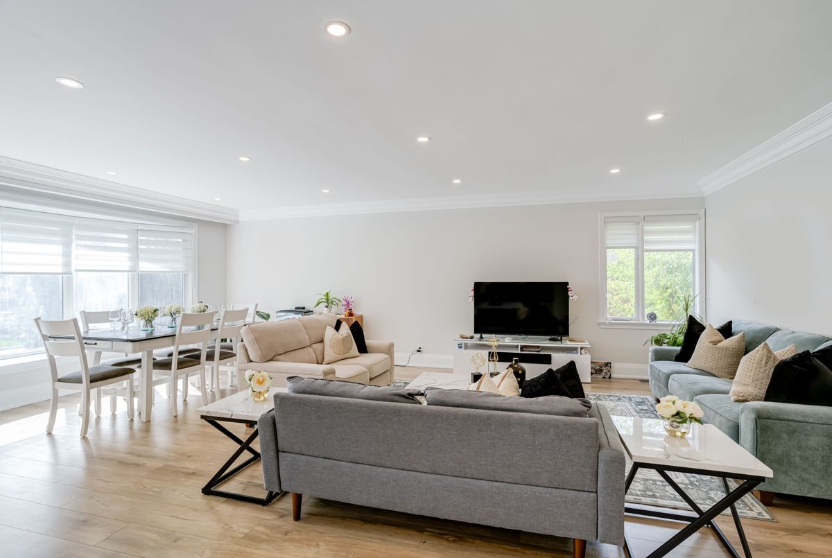 Upper-208 Betty Ann Drive Upper-208 Betty Ann Drive Toronto C07