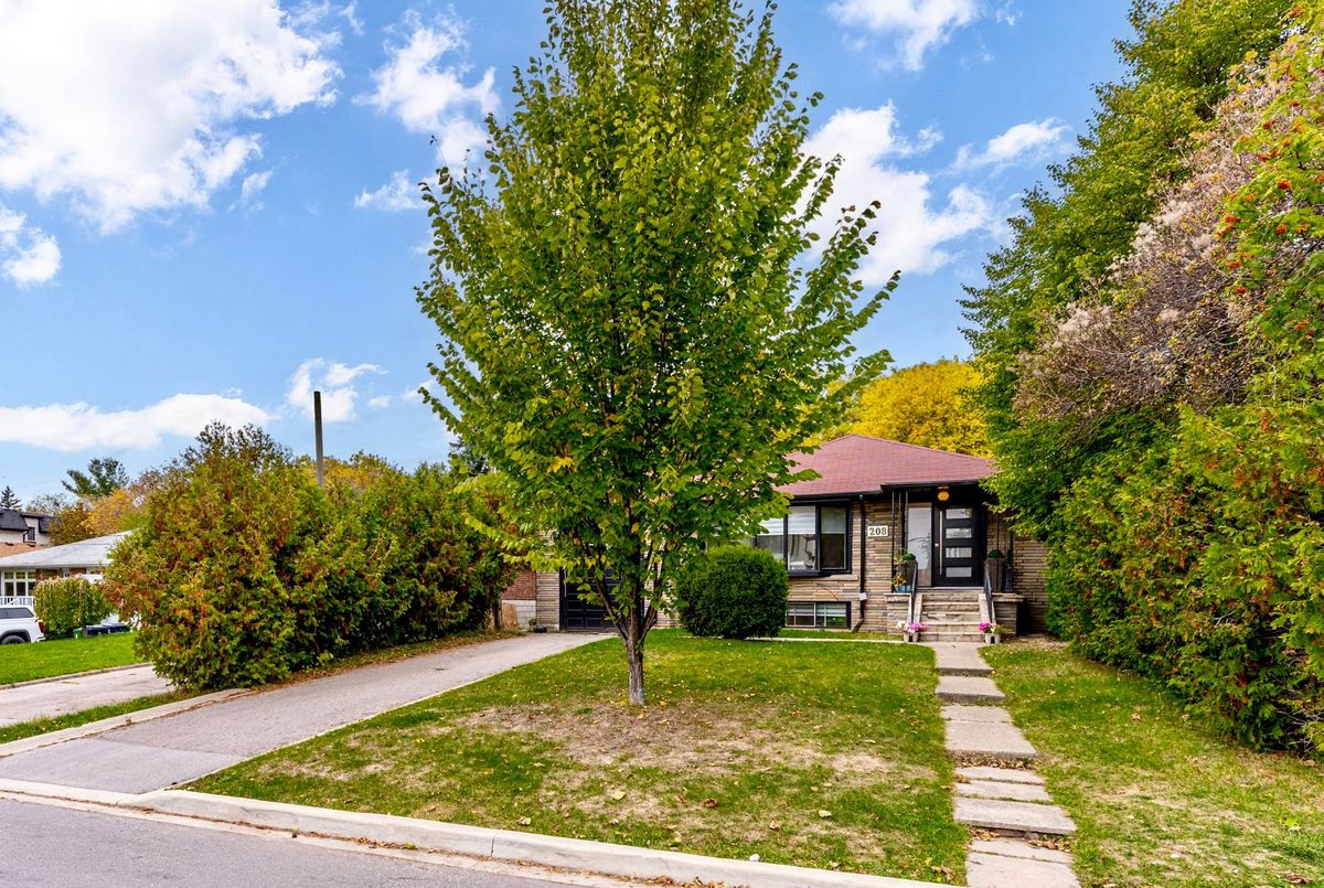Upper-208 Betty Ann Drive Upper-208 Betty Ann Drive Toronto C07