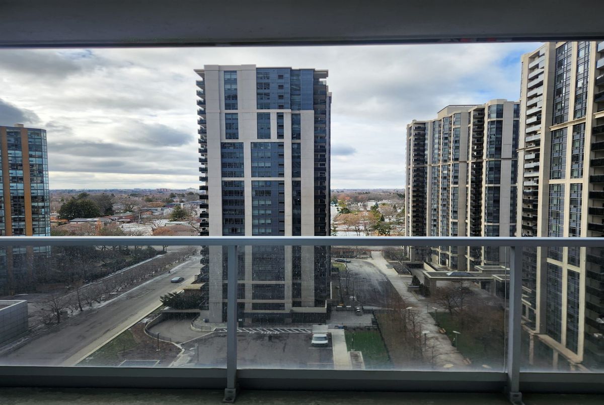 1702-4968 Yonge Street 1702-4968 Yonge Street Toronto C07