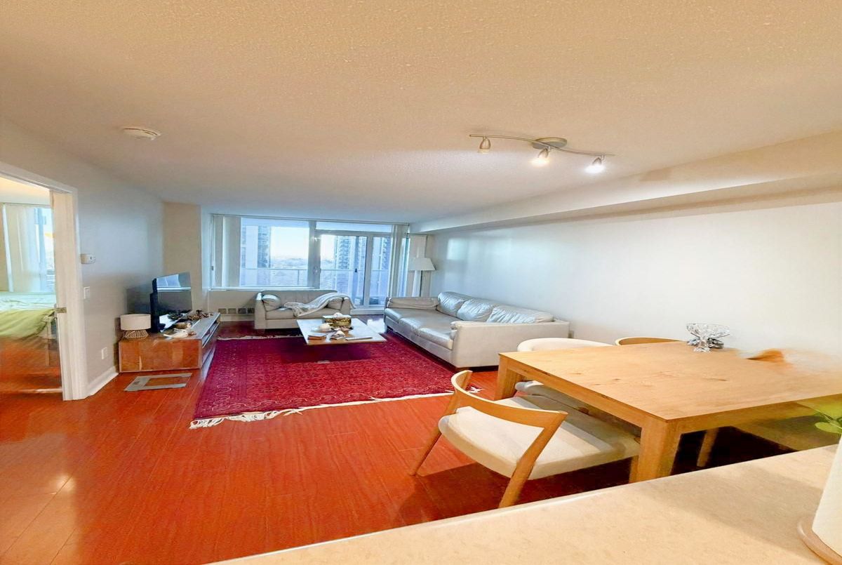 1702-4968 Yonge Street 1702-4968 Yonge Street Toronto C07