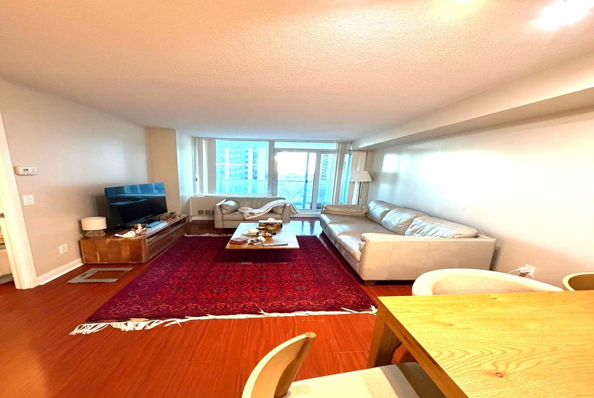 1702-4968 Yonge Street 1702-4968 Yonge Street Toronto C07