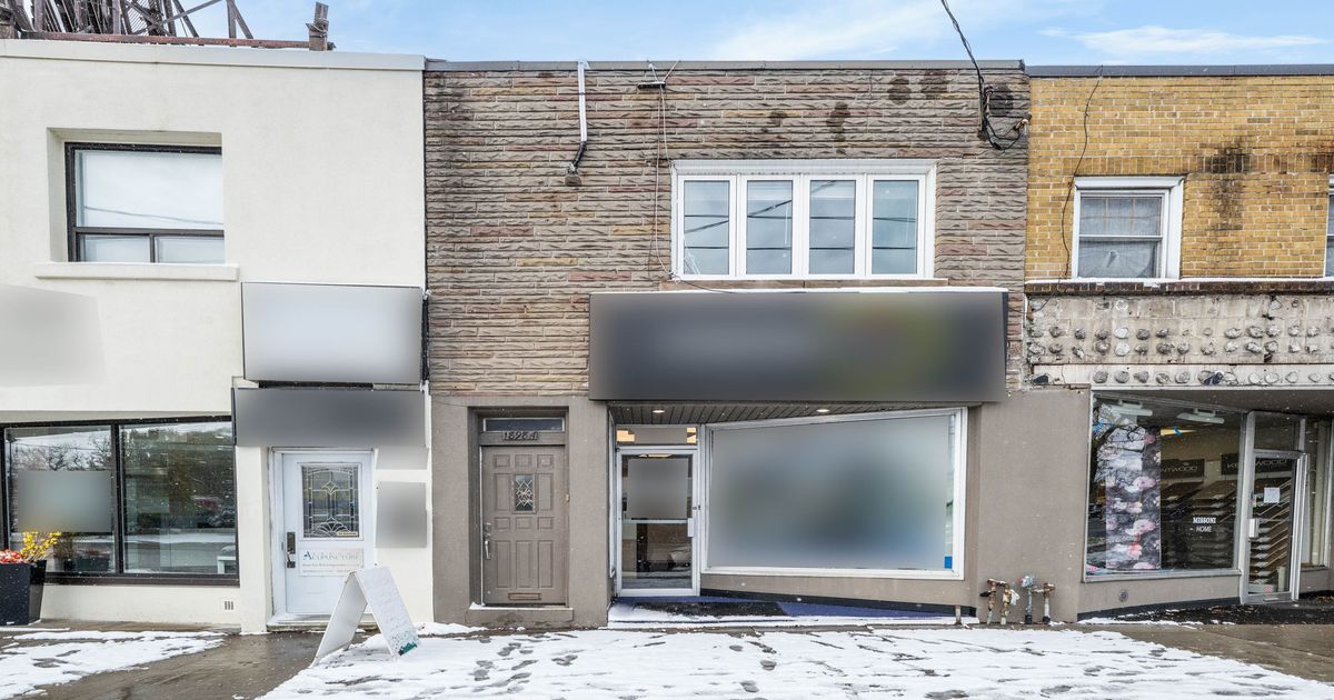 A-1898 Avenue Road Toronto C04