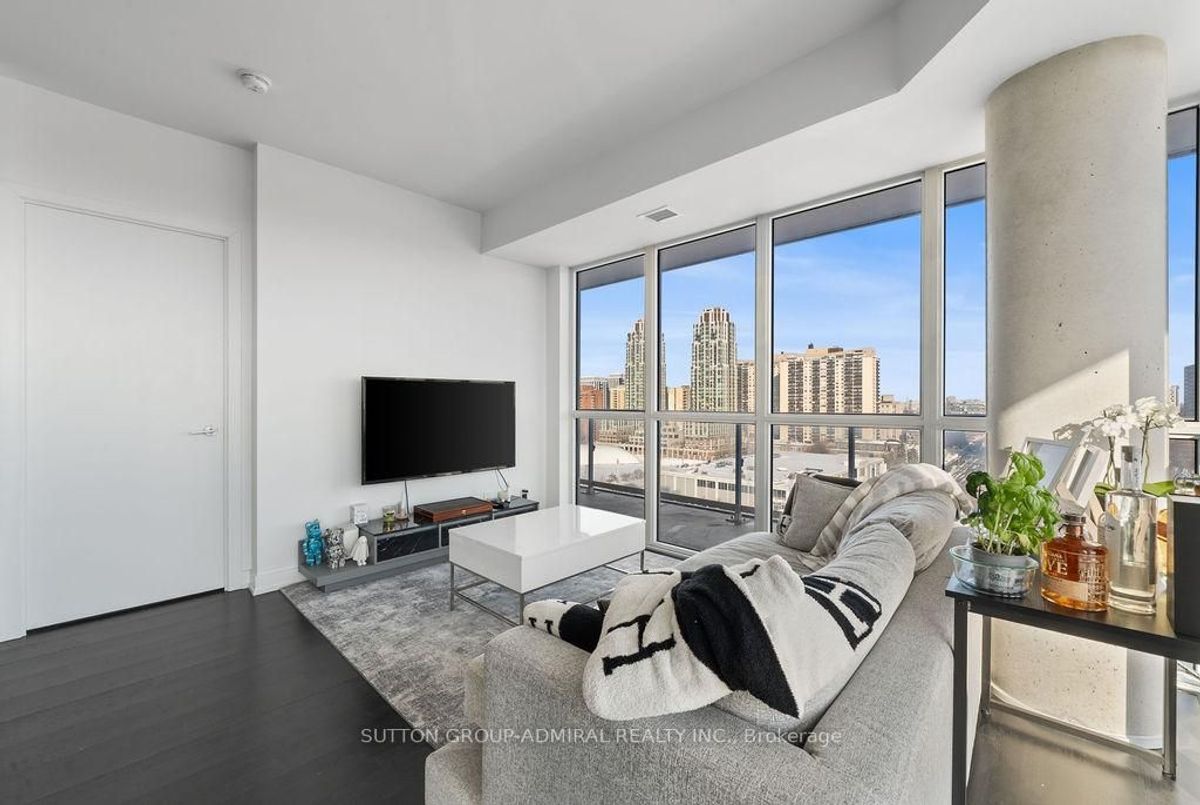 1105-501 St. Clair Avenue 1105-501 St. Clair Avenue Toronto C02