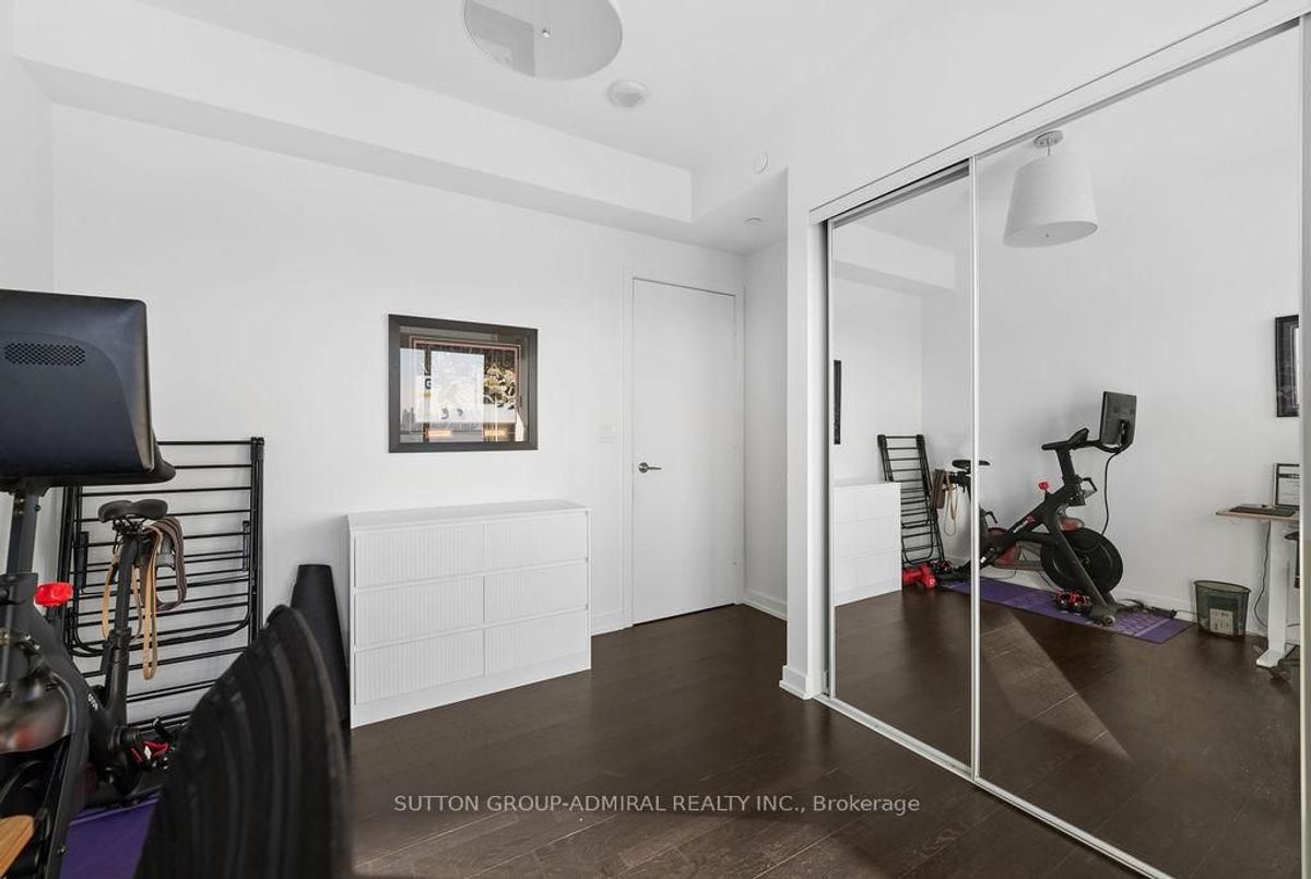 1105-501 St. Clair Avenue 1105-501 St. Clair Avenue Toronto C02