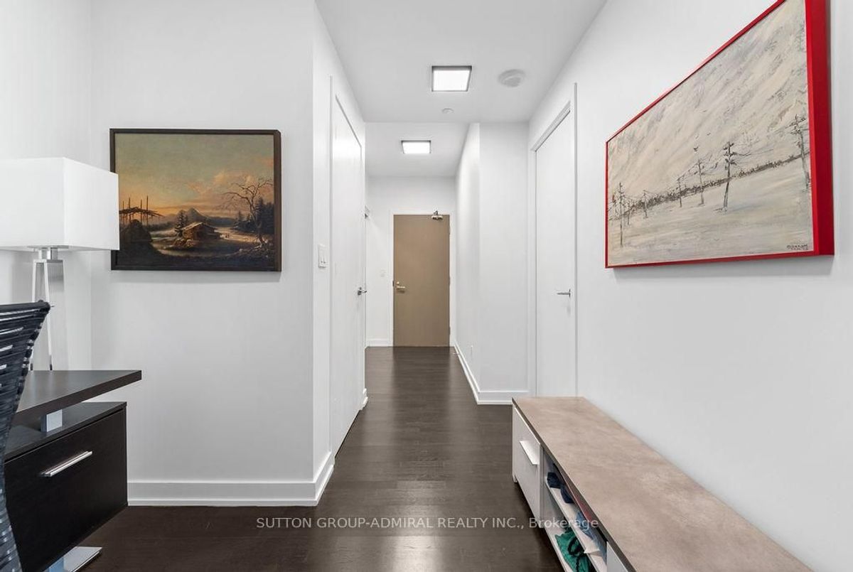 1105-501 St. Clair Avenue 1105-501 St. Clair Avenue Toronto C02