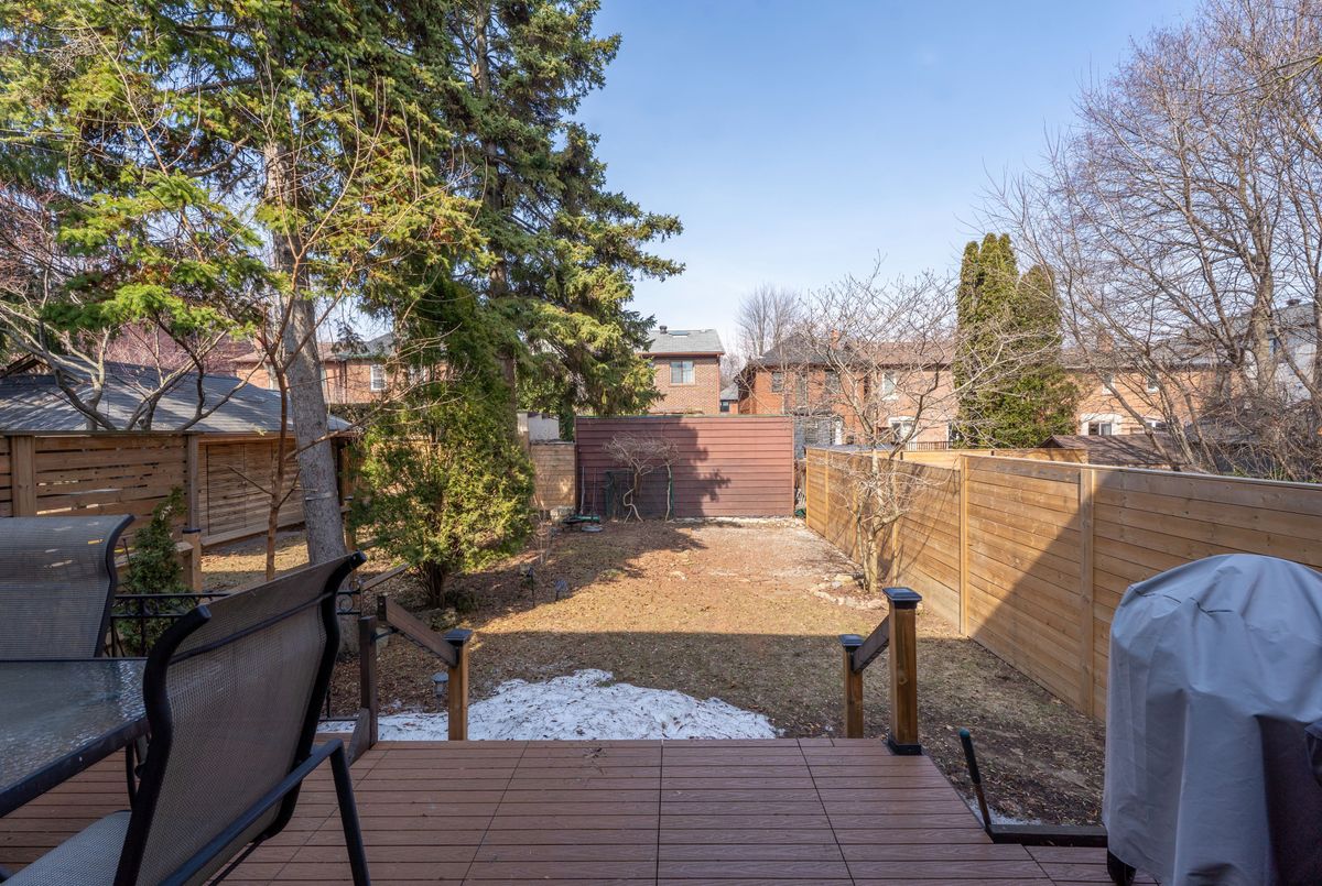 70 Cranbrooke Avenue 70 Cranbrooke Avenue Toronto C04