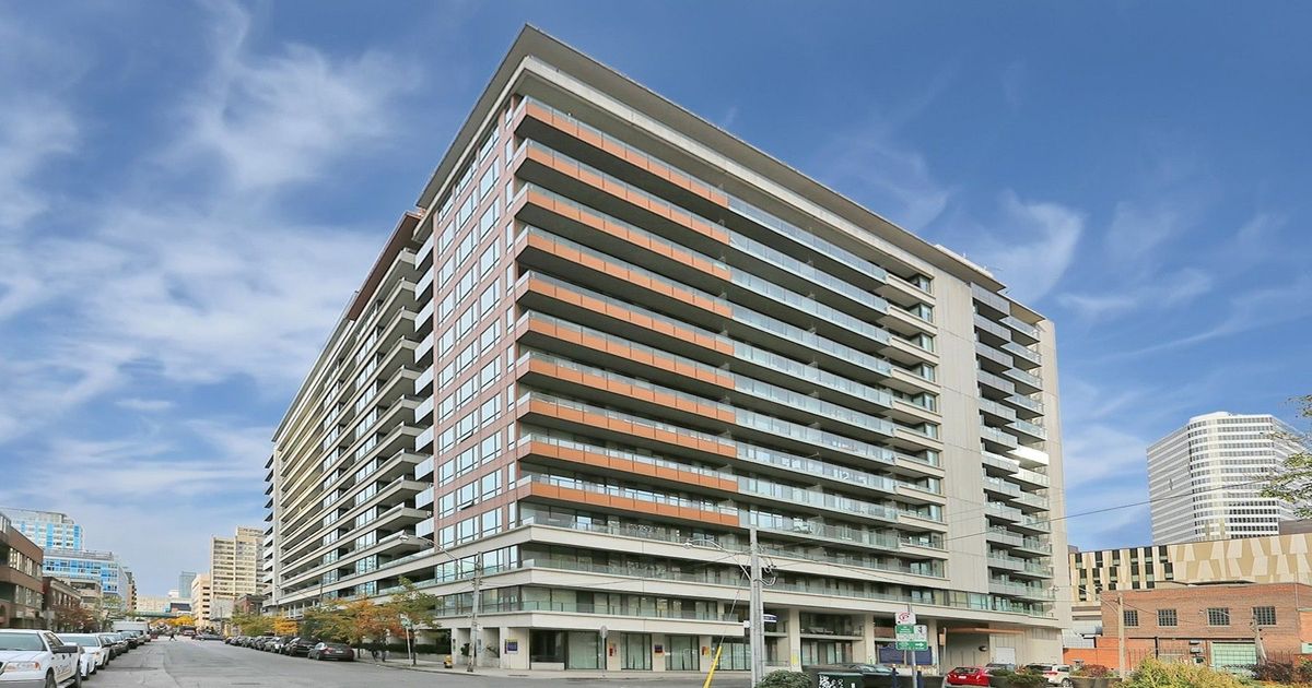 718-111 Elizabeth Street Toronto C01