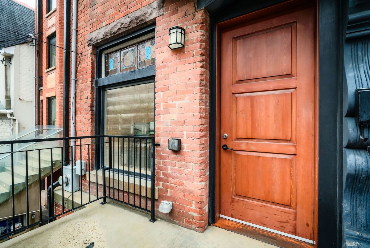 54 1/2 ST PATRICK Street 54 1/2 ST PATRICK Street Toronto C01