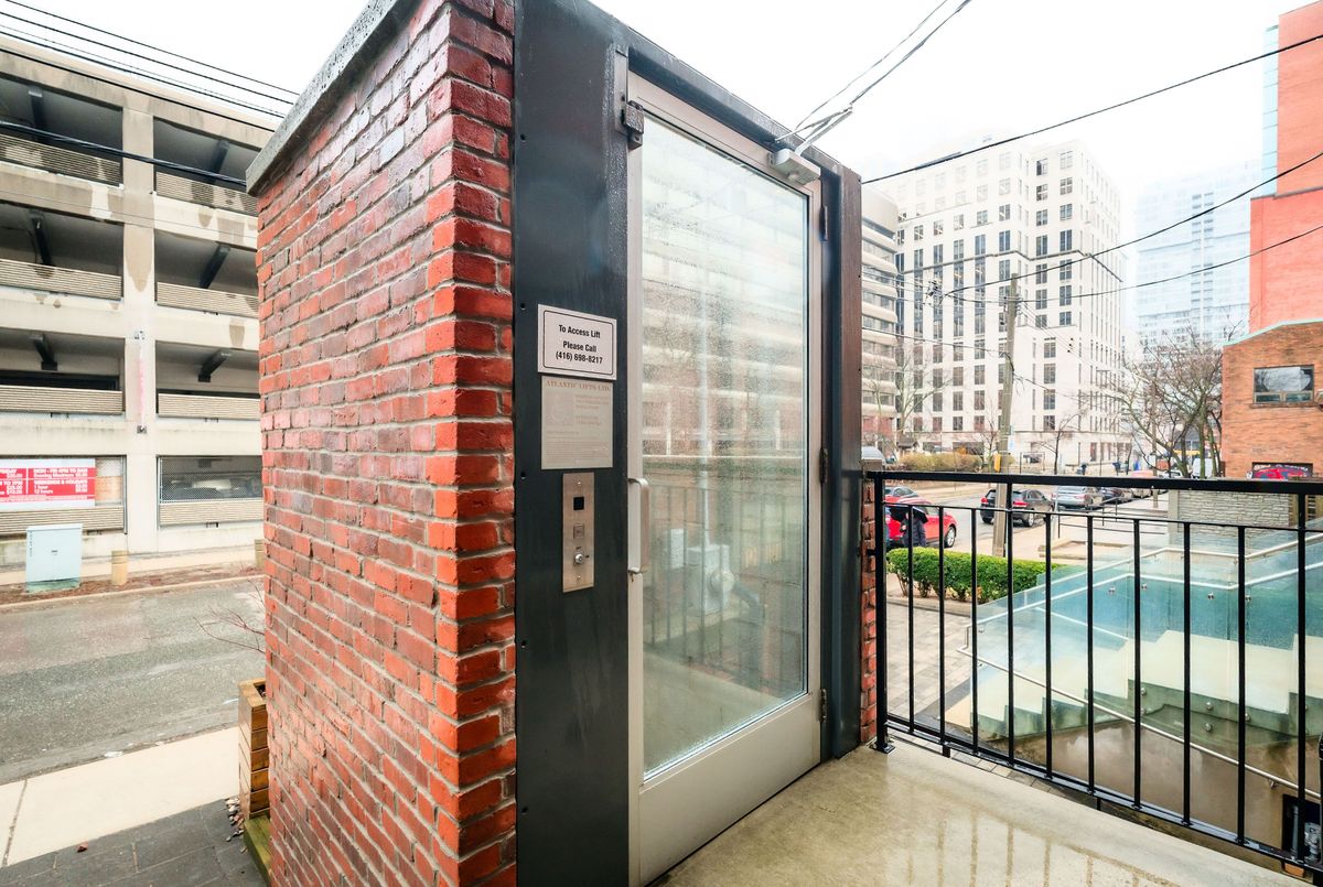 54 1/2 ST PATRICK Street 54 1/2 ST PATRICK Street Toronto C01