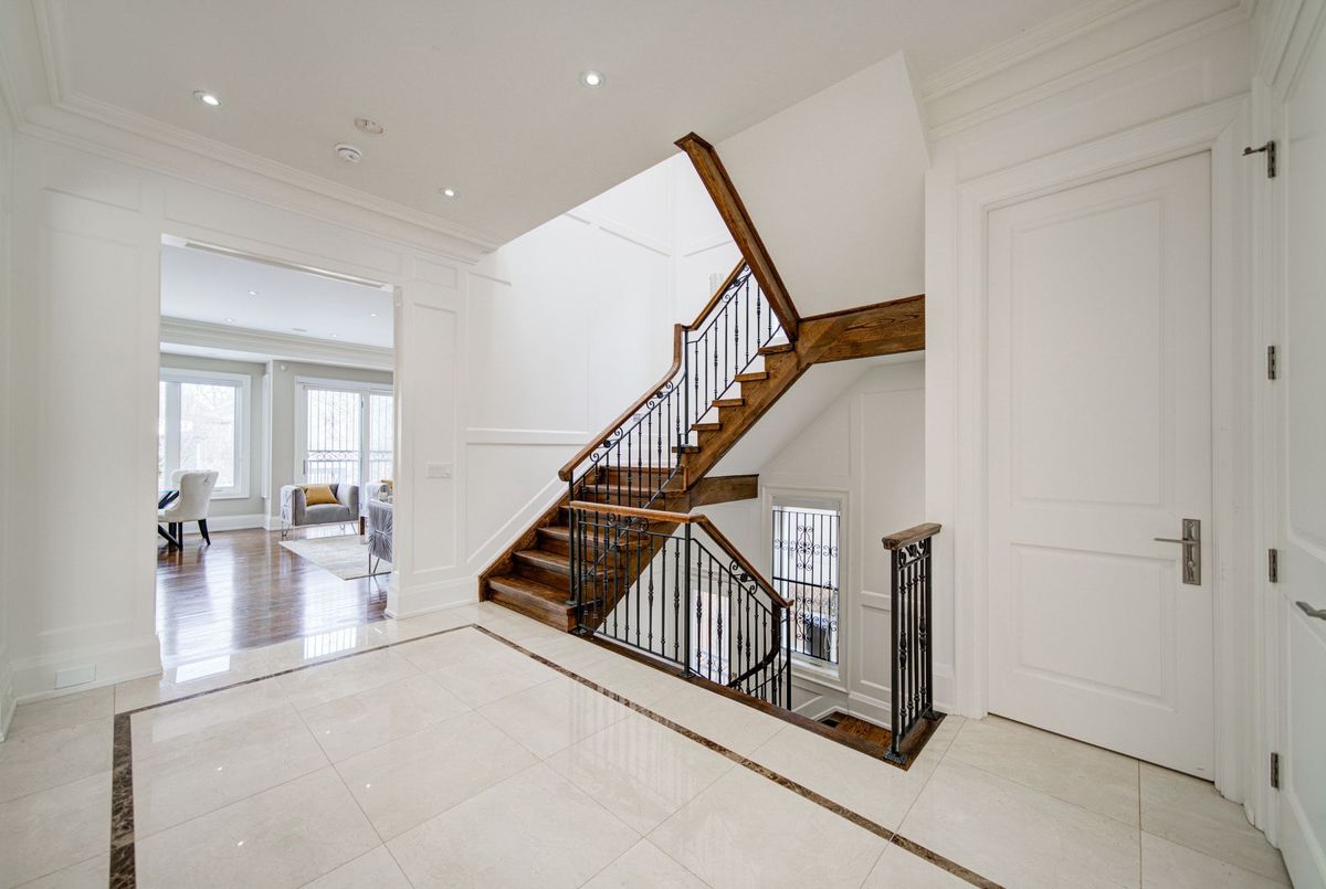 166 Byng Avenue 166 Byng Avenue Toronto C14