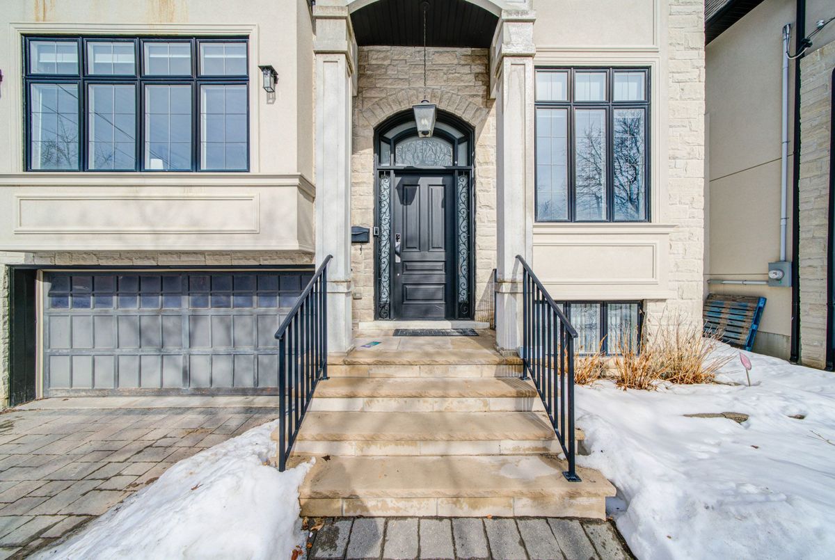 166 Byng Avenue 166 Byng Avenue Toronto C14