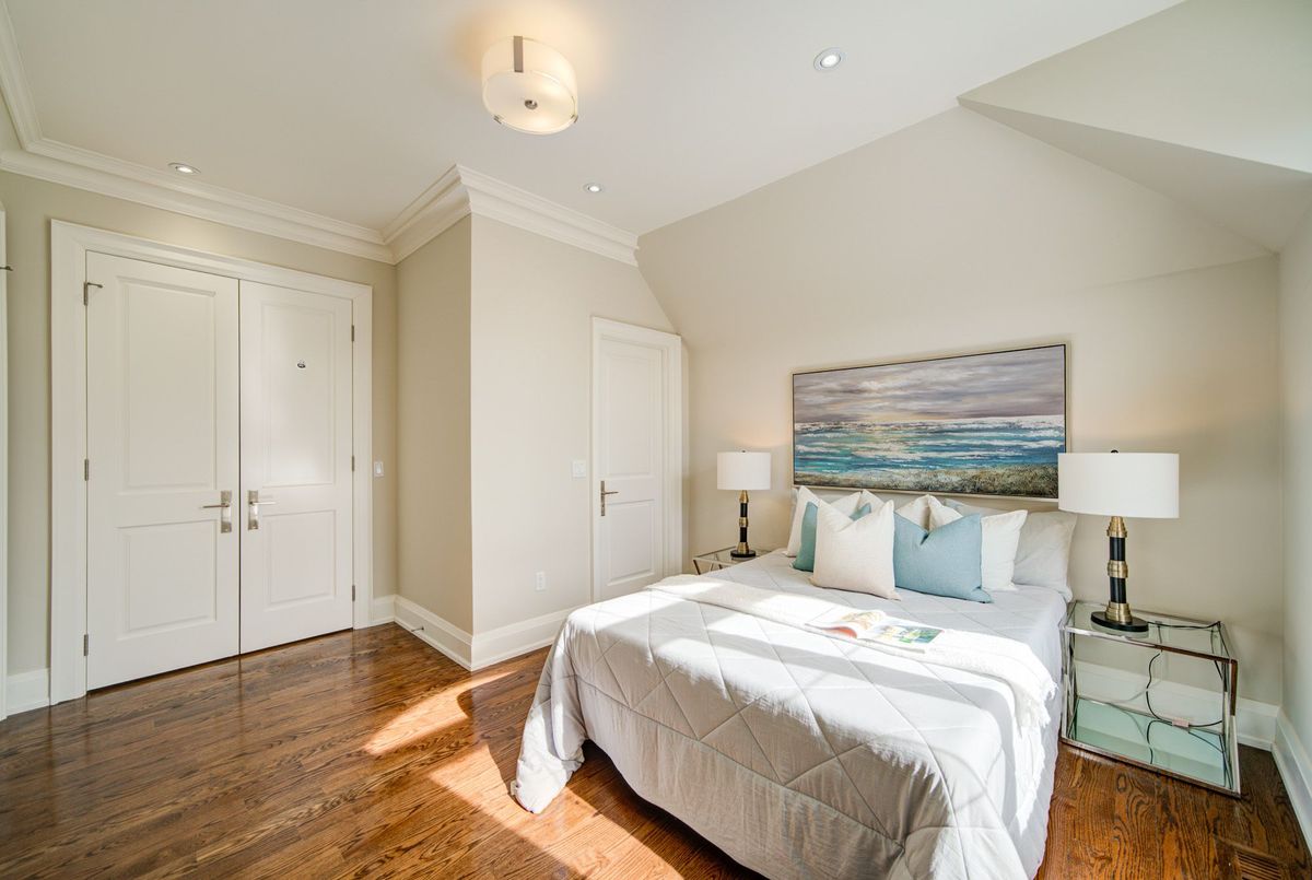 166 Byng Avenue 166 Byng Avenue Toronto C14