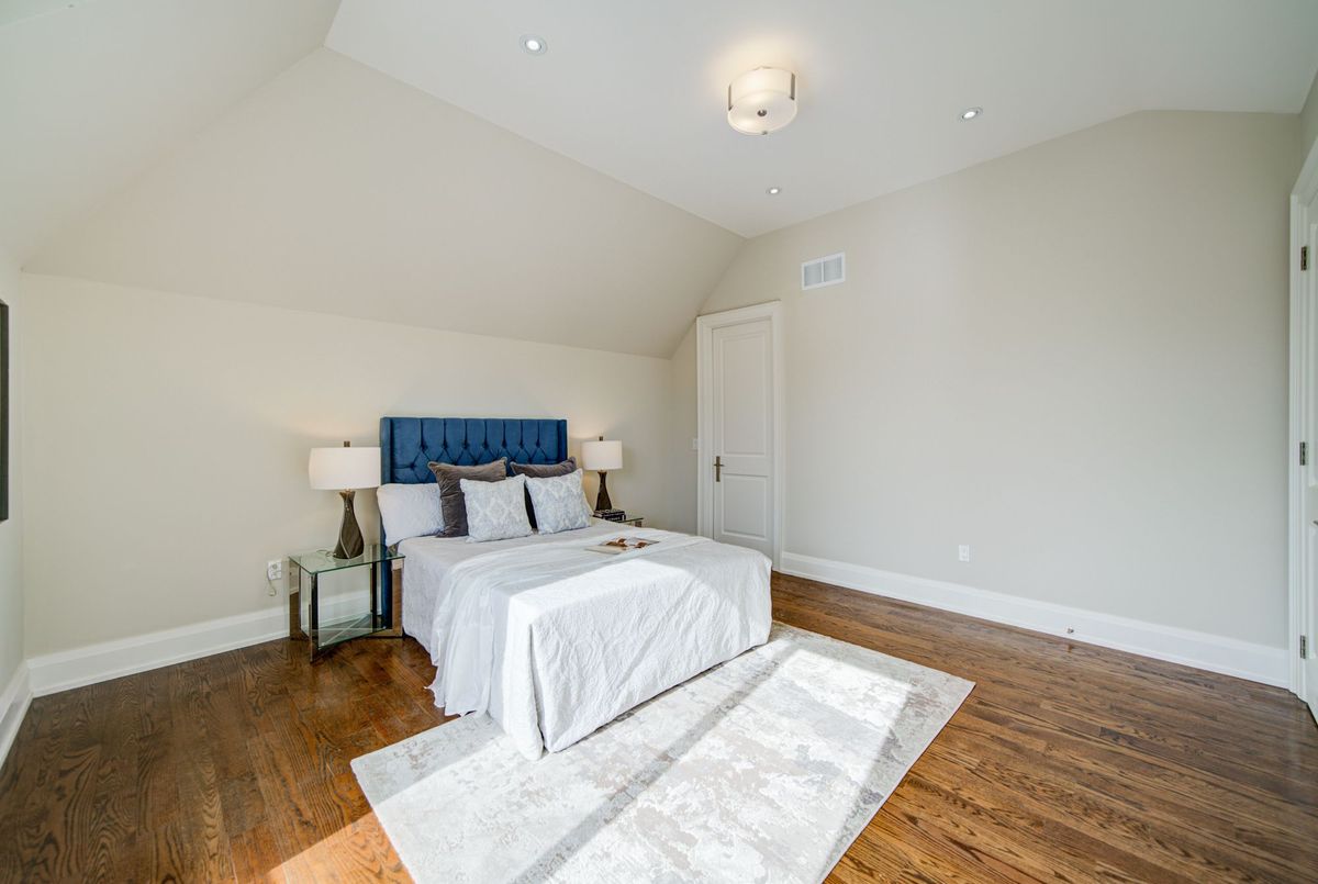 166 Byng Avenue 166 Byng Avenue Toronto C14