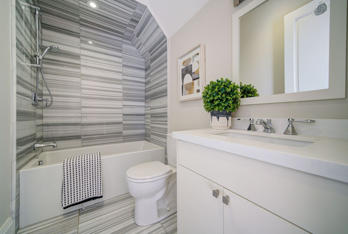 166 Byng Avenue 166 Byng Avenue Toronto C14