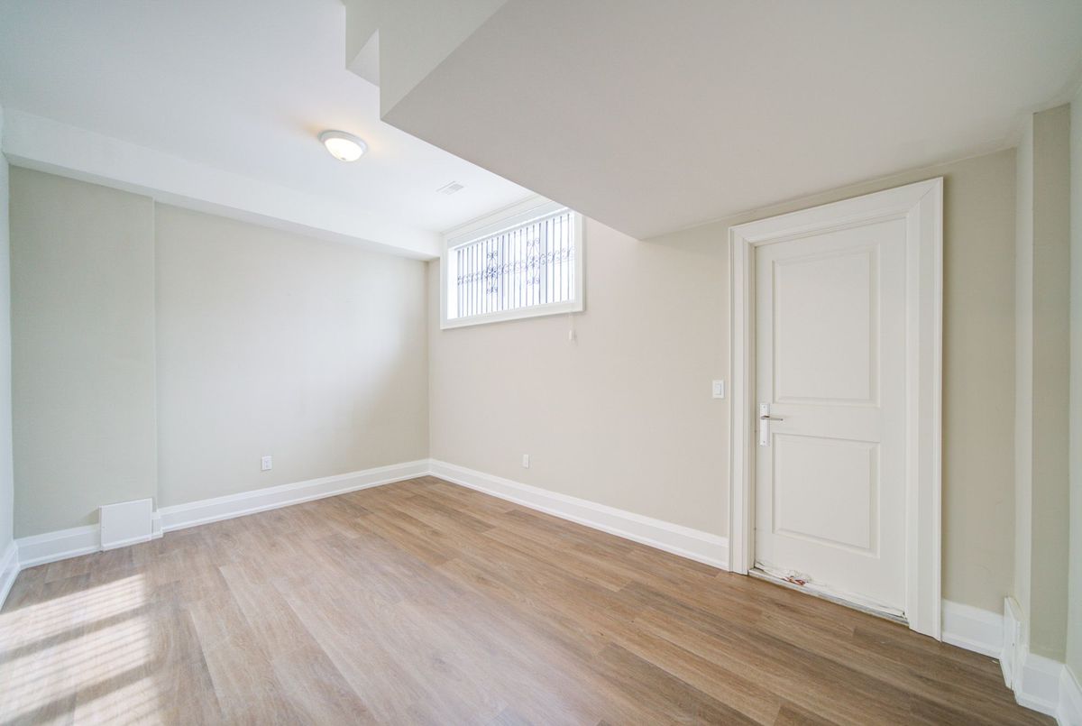166 Byng Avenue 166 Byng Avenue Toronto C14