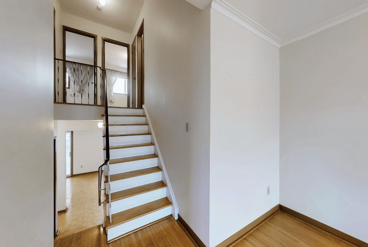 43 Warfield Drive 43 Warfield Drive Toronto C15