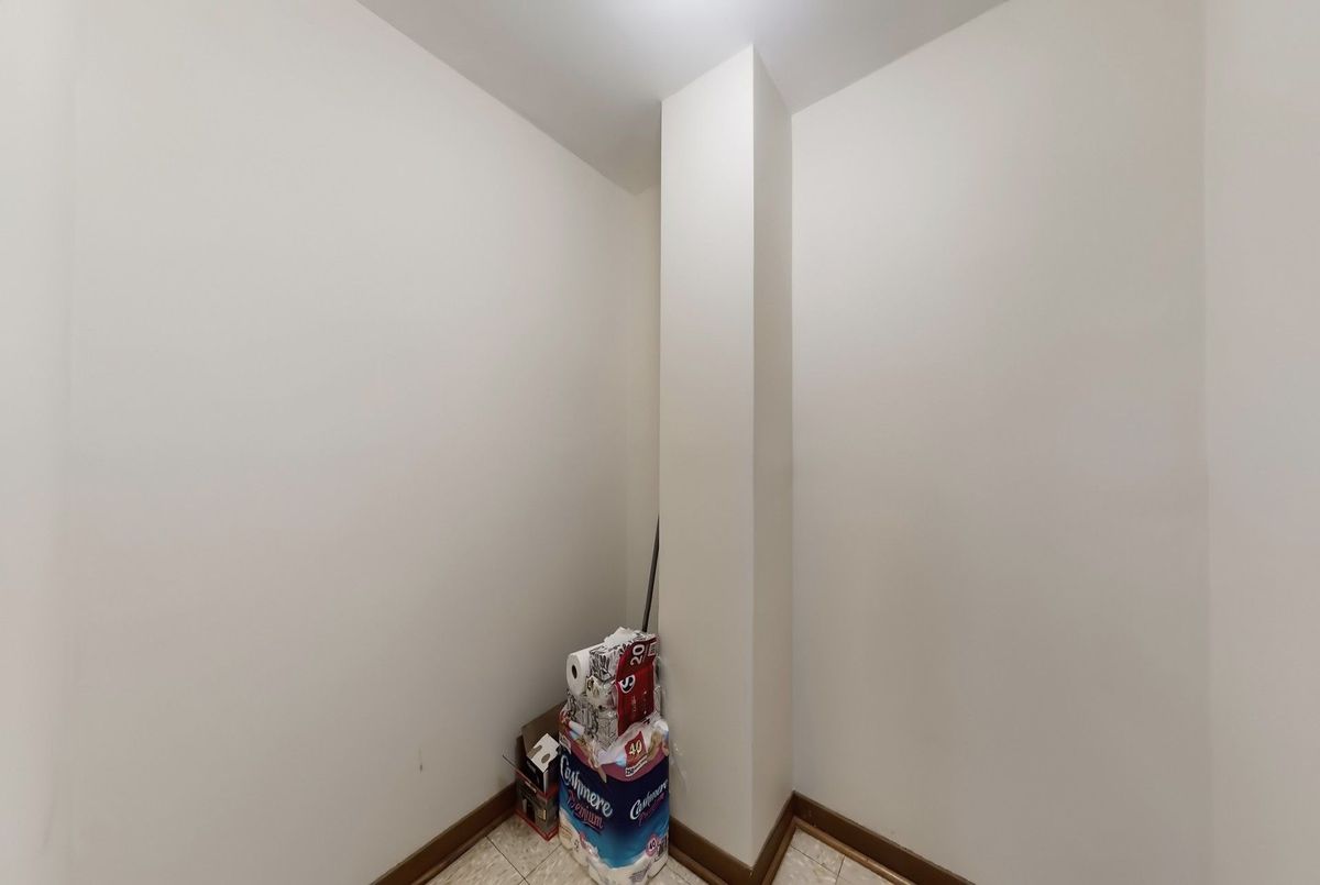 43 Warfield Drive 43 Warfield Drive Toronto C15