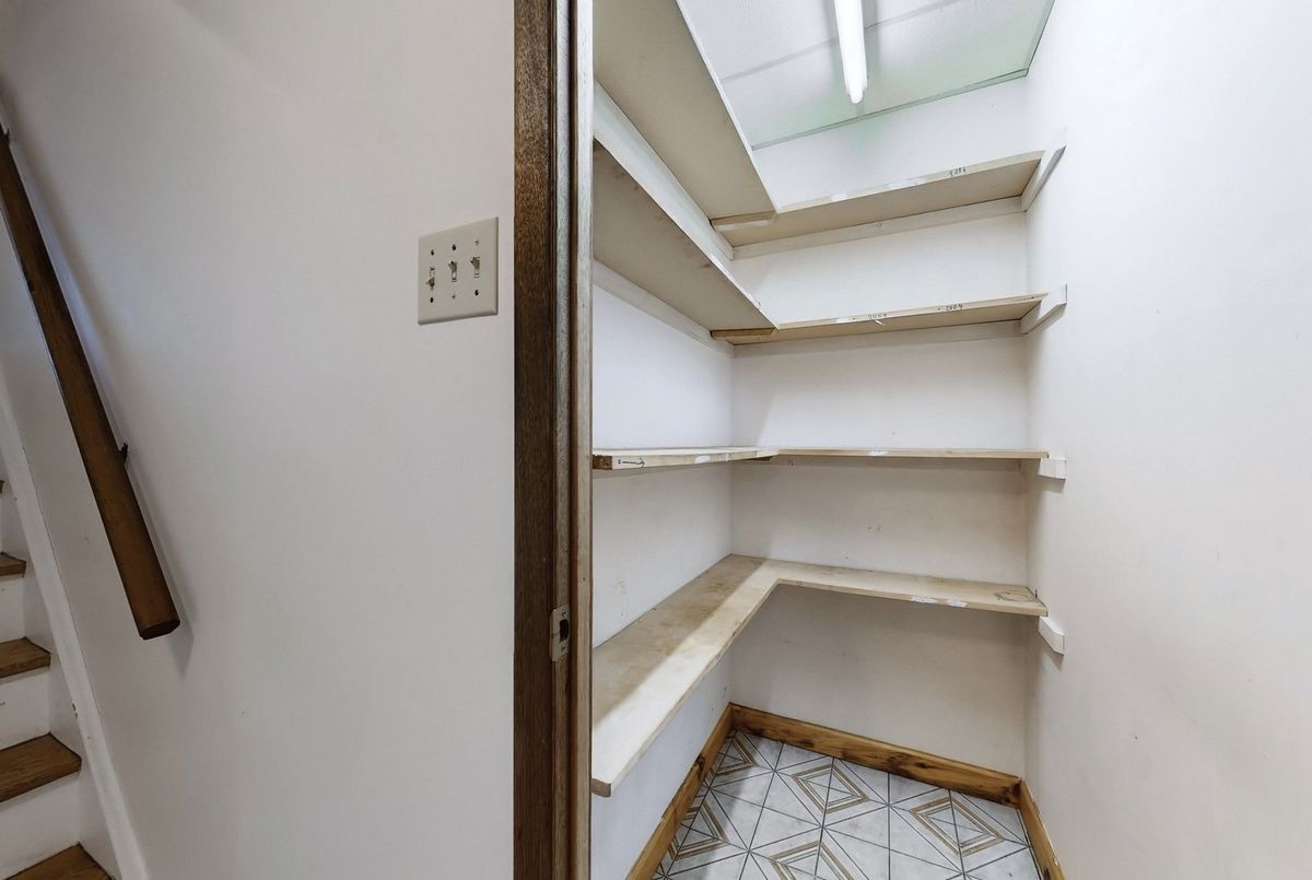 43 Warfield Drive 43 Warfield Drive Toronto C15