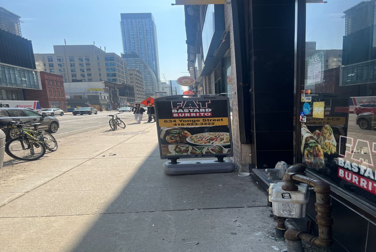 634 Yonge Street 634 Yonge Street Toronto C01
