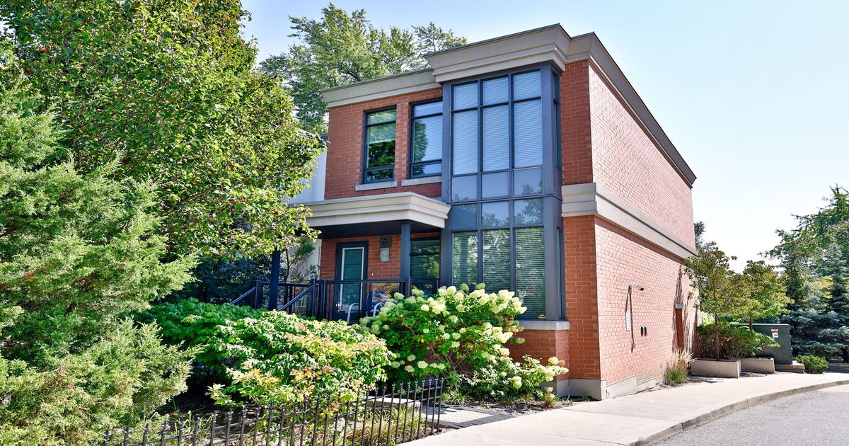 417 St Germain Avenue Toronto C04