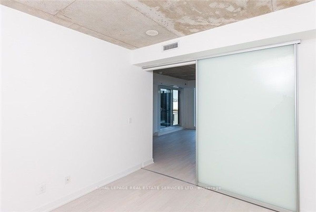img-gallery