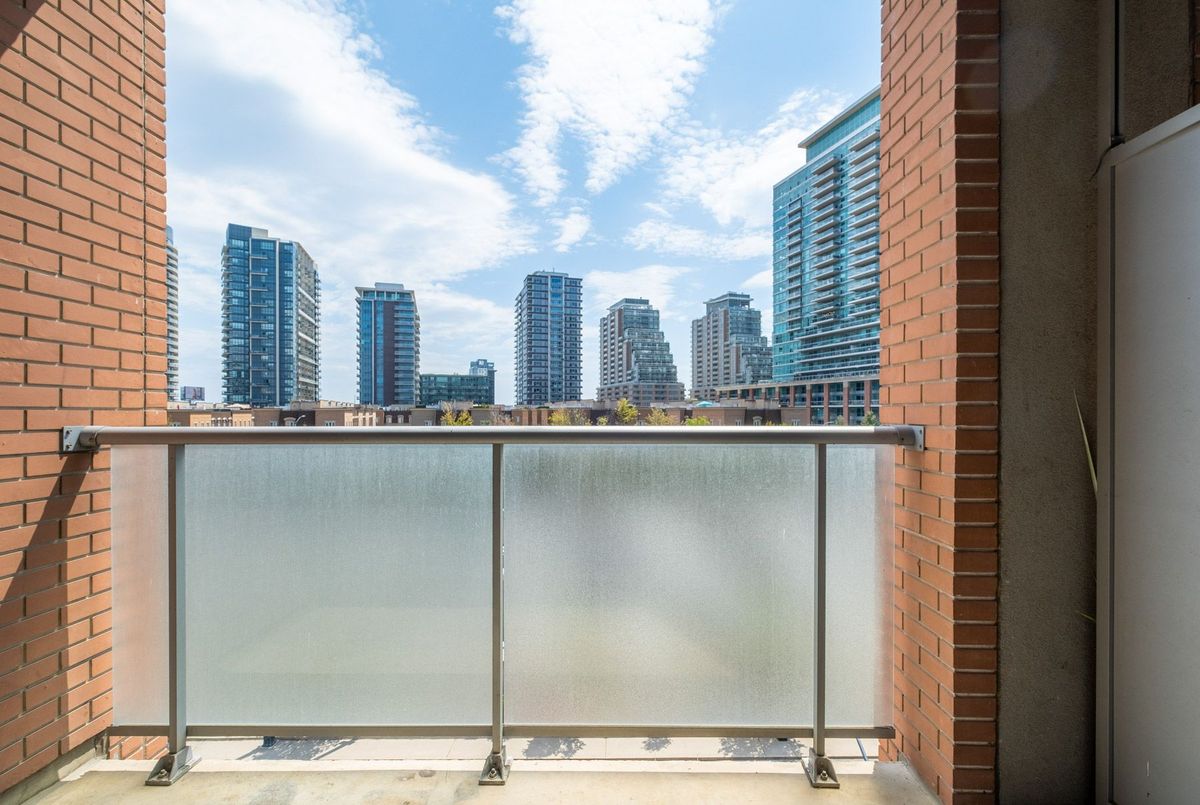 510-1 Shaw Street 510-1 Shaw Street Toronto C01
