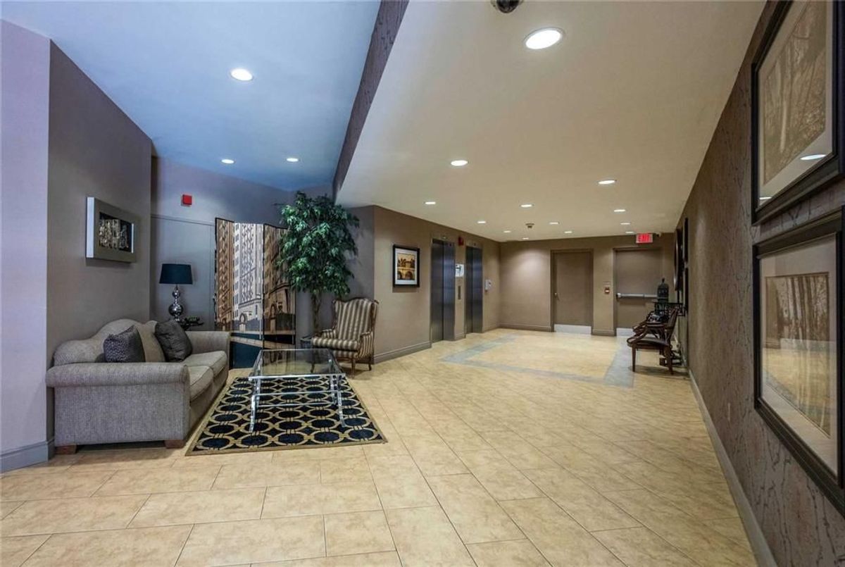 502-18 Wanless Avenue 502-18 Wanless Avenue Toronto C04