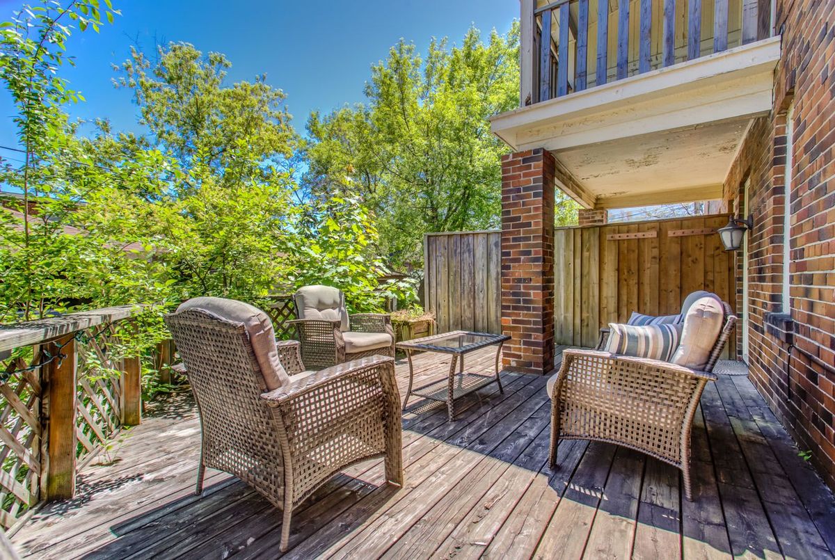 Main Fl-73 Braemar Avenue Main Fl-73 Braemar Avenue Toronto C03