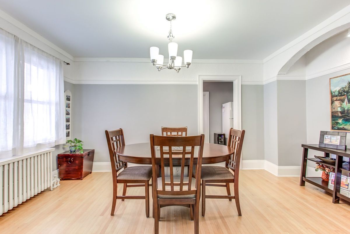 Main Fl-73 Braemar Avenue Main Fl-73 Braemar Avenue Toronto C03