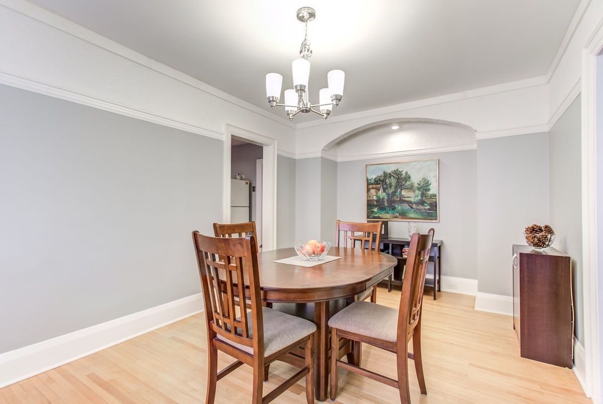 Main Fl-73 Braemar Avenue Main Fl-73 Braemar Avenue Toronto C03