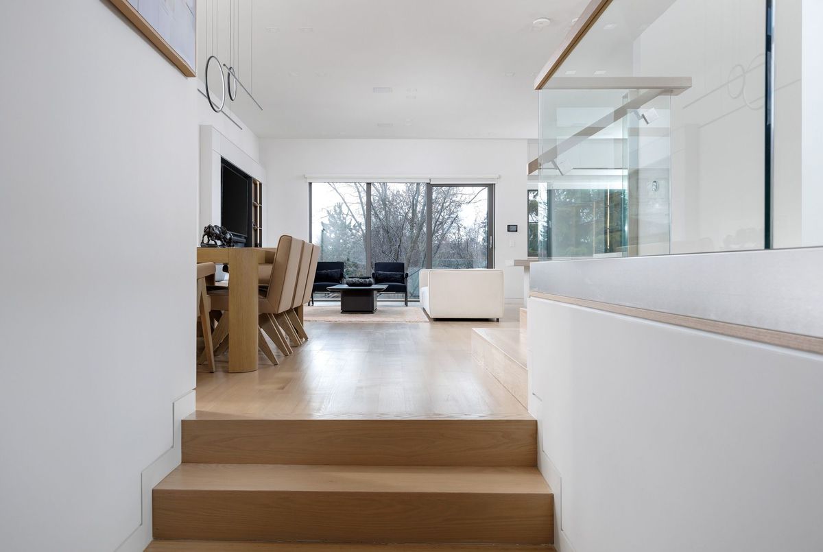 img-gallery